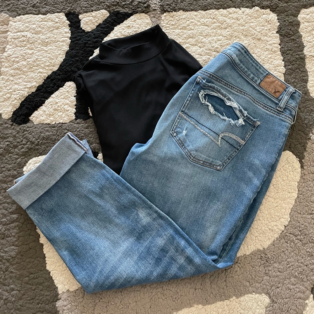 American Eagle Tomgirl Jeans